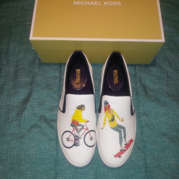 Michael Kors Trent Slip-On Sneaker - Picture 2 of 8